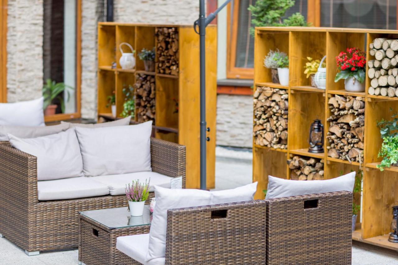 Apartmany Fatrapark 1 S Wellnessom Hrabovska Dolina รูชอมแบรอค ภายนอก รูปภาพ