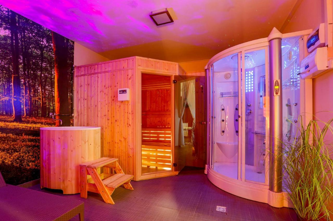 Apartmany Fatrapark 1 S Wellnessom Hrabovska Dolina รูชอมแบรอค ภายนอก รูปภาพ